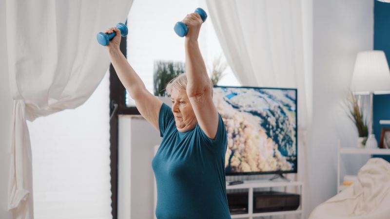 ejercicios para eliminar flacidez en los brazos por la perdida de colageno por la edad