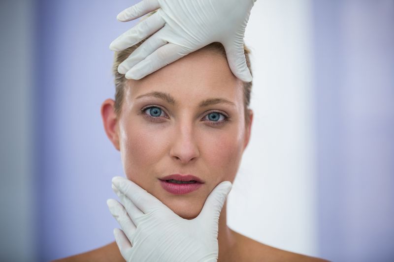 Feminización Facial Cirugía